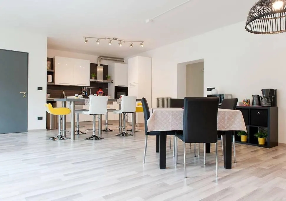 **  Guest House 296 Verona Italia
