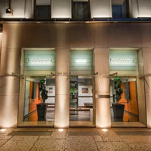 Hotel Verona *** فيرونا