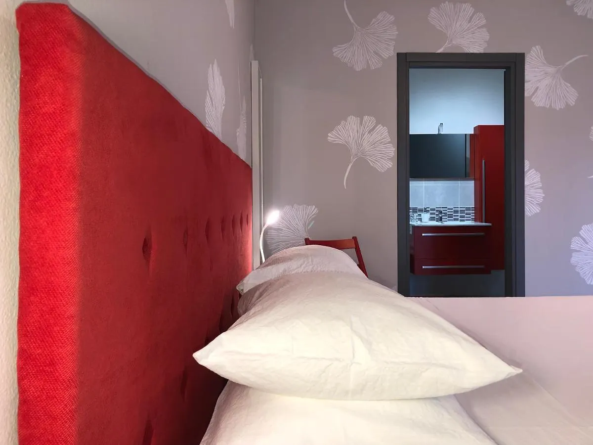 Guest House 296 Верона 2*,  Италия